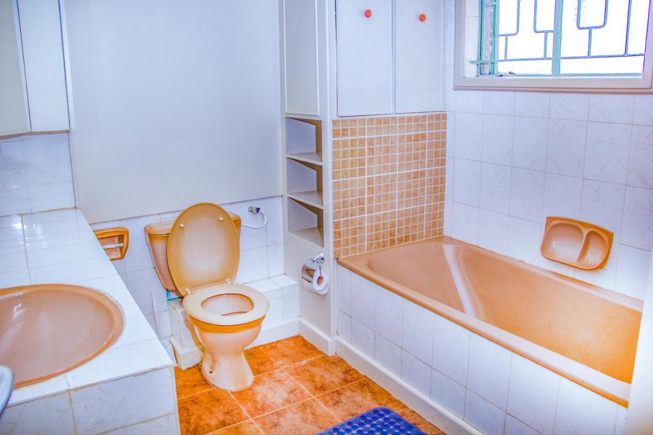 Kijiji Homestay 나이로비 외부 사진